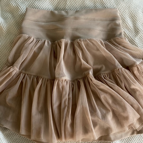 POPFLEX Tan pirouette skirt - Picture 2 of 3